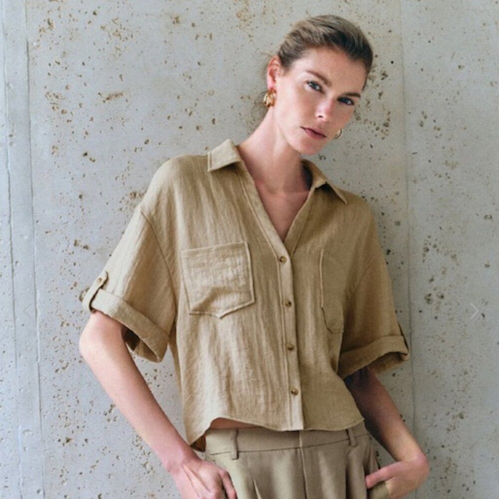 URBAN REVIVO Lapel V-Neck Loose Shirt Dark Khaki M